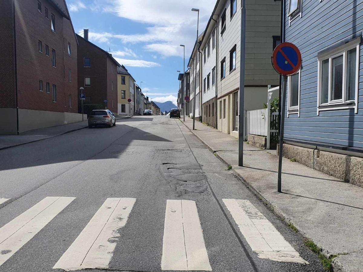 Near Brosundet, Newly Refurnished, Free Street Parking Lejlighed Ålesund Eksteriør billede